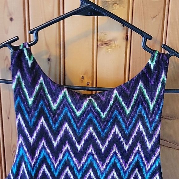 ADAM LEVINE DRESS - Picture 5 of 7